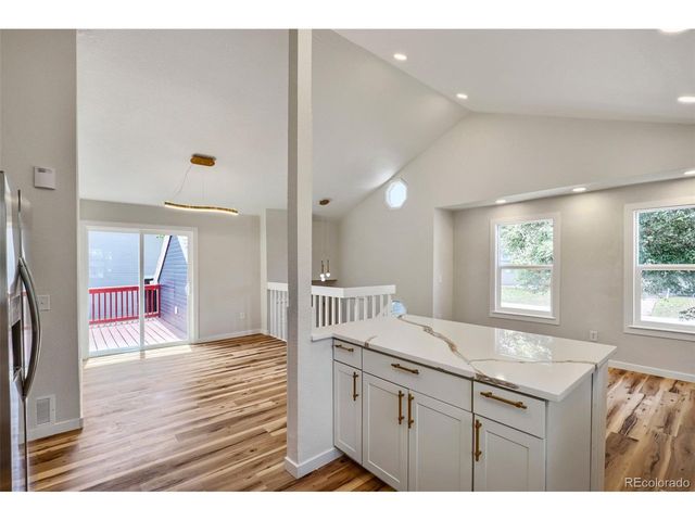 4852 S Salida Ct, Aurora, CO 80015