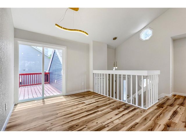 4852 S Salida Ct, Aurora, CO 80015