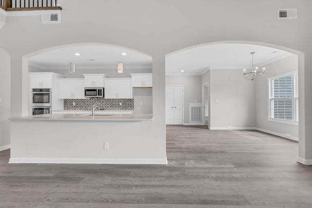 1135 Mourning Cloak Dr, Clarksville, TN 37043