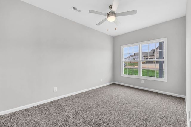 1135 Mourning Cloak Dr, Clarksville, TN 37043