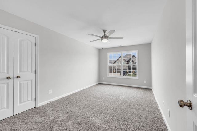 1135 Mourning Cloak Dr, Clarksville, TN 37043
