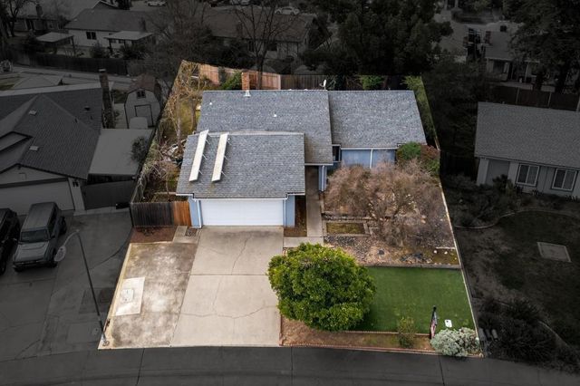 3720 Station St, Sacramento, CA 95827