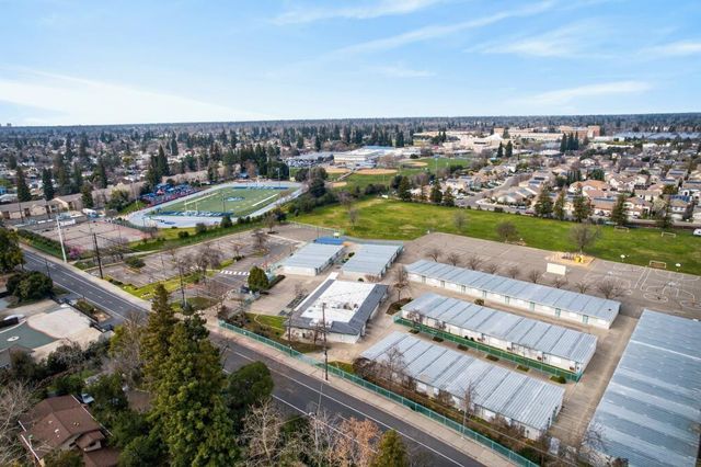 3720 Station St, Sacramento, CA 95827