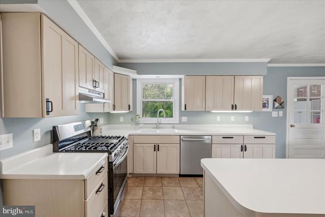 165 WILSON BURKE RD, Front Royal, VA 22630