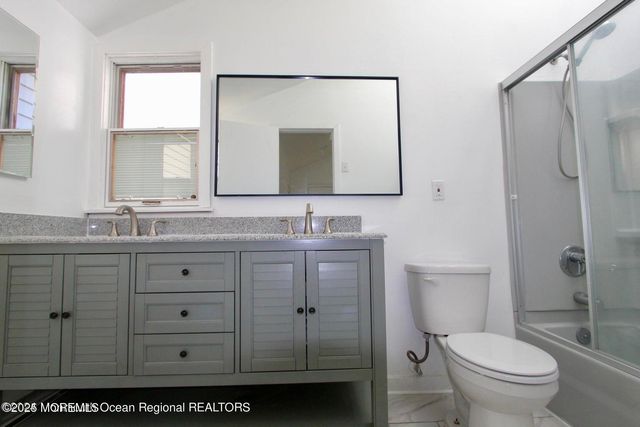 9 Kearney Street, Keyport, NJ 07735