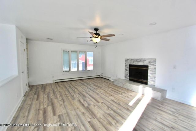 9 Kearney Street, Keyport, NJ 07735