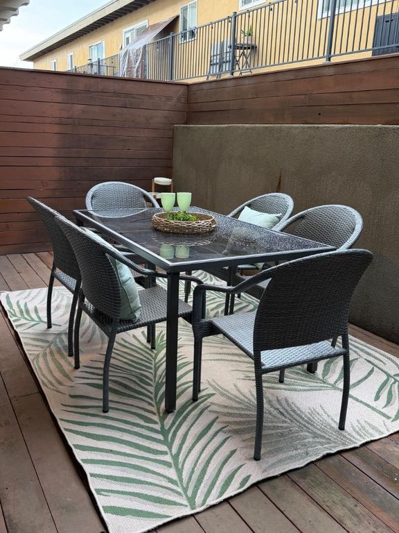 2139 Carlmont Drive, Belmont, CA 94002