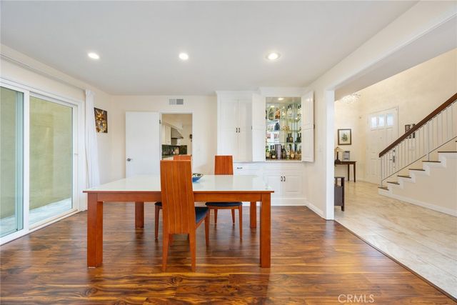 2321 Via Saldivar, Glendale, CA 91208