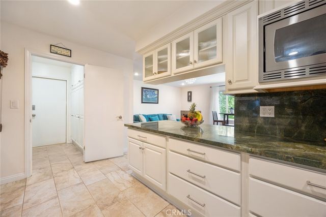 2321 Via Saldivar, Glendale, CA 91208
