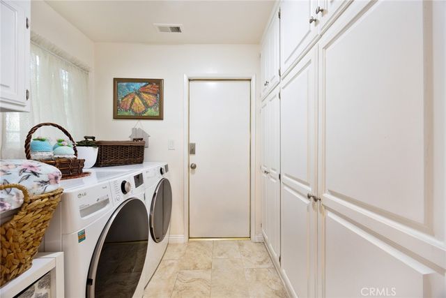 2321 Via Saldivar, Glendale, CA 91208