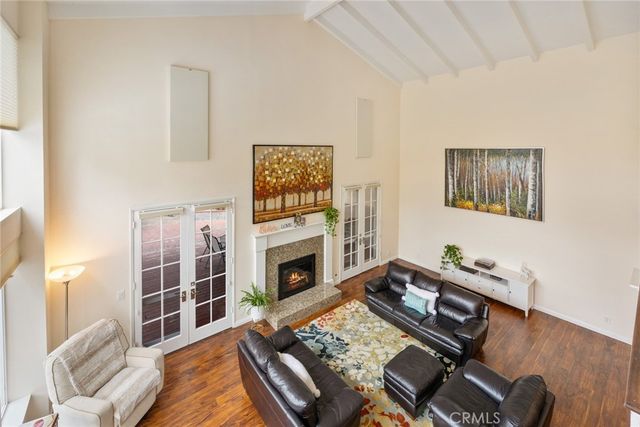 2321 Via Saldivar, Glendale, CA 91208