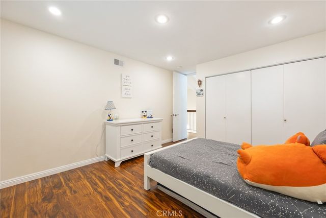 2321 Via Saldivar, Glendale, CA 91208