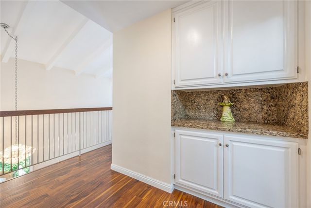 2321 Via Saldivar, Glendale, CA 91208