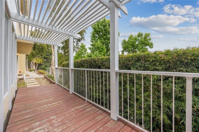 2321 Via Saldivar, Glendale, CA 91208