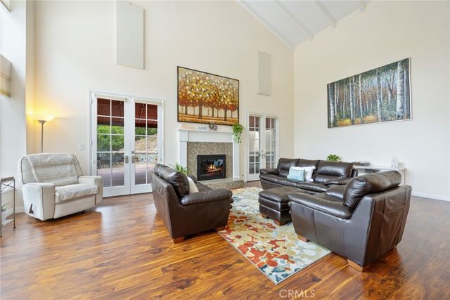 2321 Via Saldivar, Glendale, CA 91208