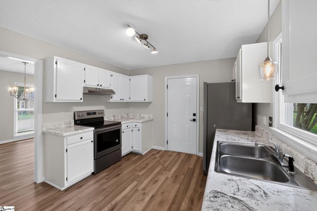 205 Ansley Drive, Simpsonville, SC 29681