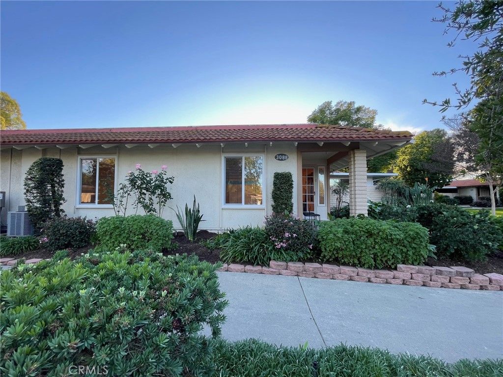 Image 1 of property listing at 3088 N Via Serena # C, Laguna Woods, CA 92637