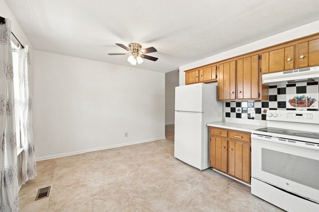 1420 Laurel Oak Dr, Antioch, TN 37013