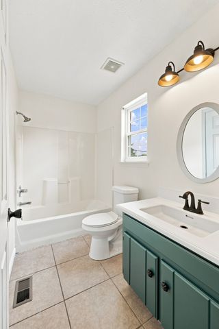 1420 Laurel Oak Dr, Antioch, TN 37013