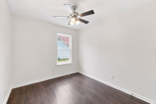 1420 Laurel Oak Dr, Antioch, TN 37013