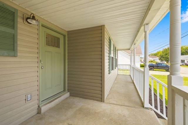 1420 Laurel Oak Dr, Antioch, TN 37013
