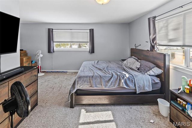 318 E Phillips Street, Mascoutah, IL 62258