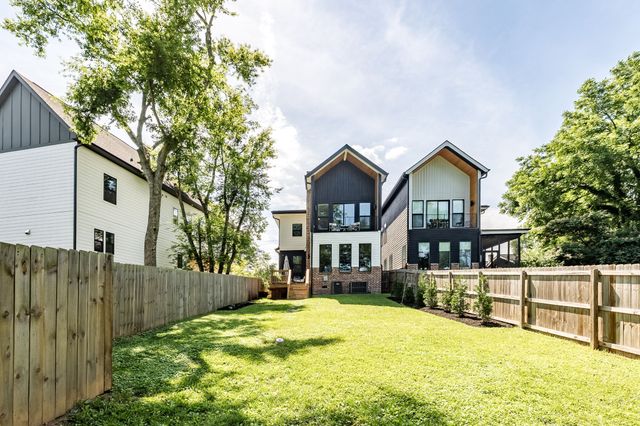 303A Riverside Dr, Nashville, TN 37206