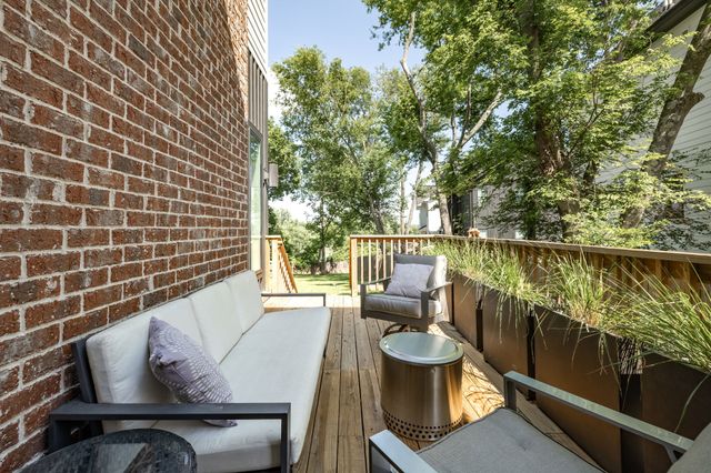 303A Riverside Dr, Nashville, TN 37206