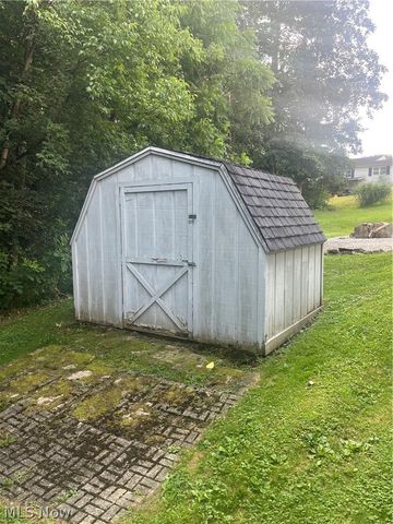 218 High Street, Amsterdam, OH 43903