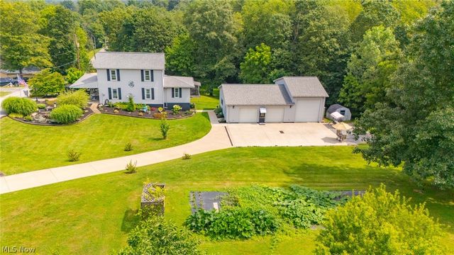 218 High Street, Amsterdam, OH 43903