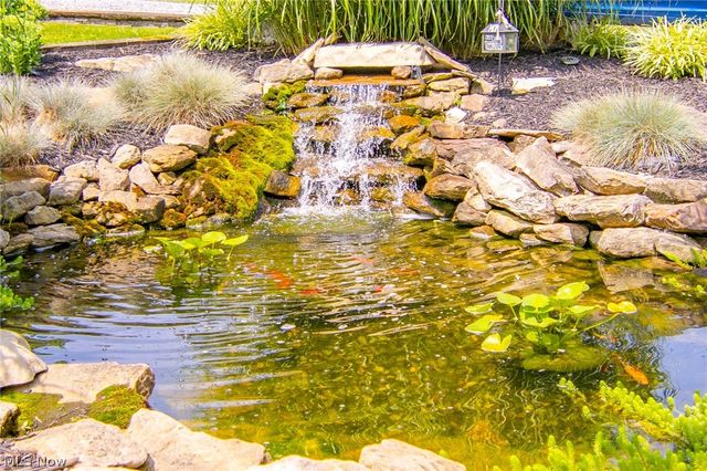 218 High Street, Amsterdam, OH 43903