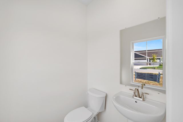 3758 Wild Grove Way, Valparaiso, IN 46385