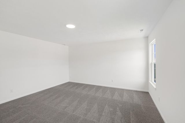 3758 Wild Grove Way, Valparaiso, IN 46385