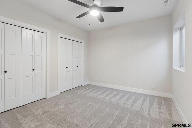 6317 S 208 Avenue, Elkhorn, NE 68022