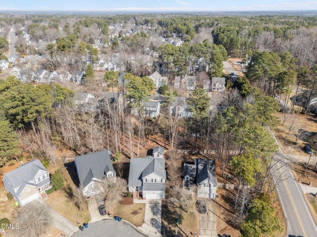 5210 Groveside Court, Raleigh, NC 27613