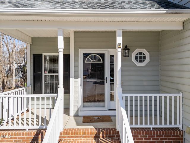 5210 Groveside Court, Raleigh, NC 27613