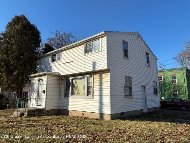 902 W Shiawassee Street, Lansing, MI 48915