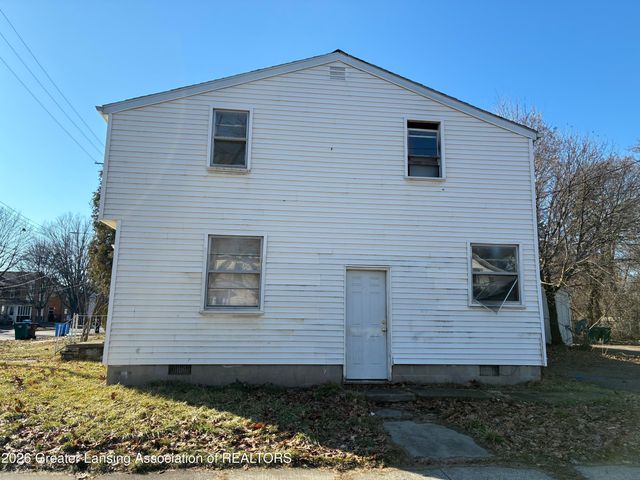 902 W Shiawassee Street, Lansing, MI 48915