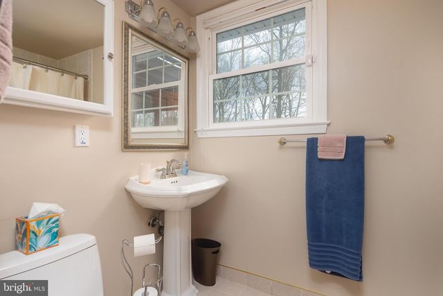 9209 VOLUNTEER DR, Alexandria, VA 22309