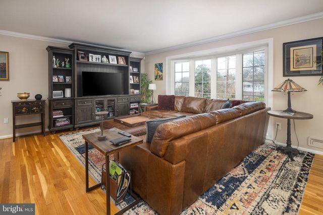 9209 VOLUNTEER DR, Alexandria, VA 22309