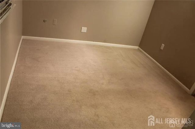 5219 RAVENS CREST DR, Plainsboro, NJ 08536