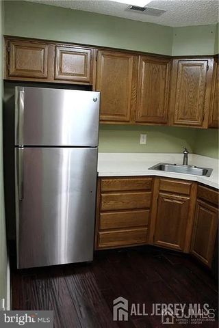 5219 RAVENS CREST DR, Plainsboro, NJ 08536