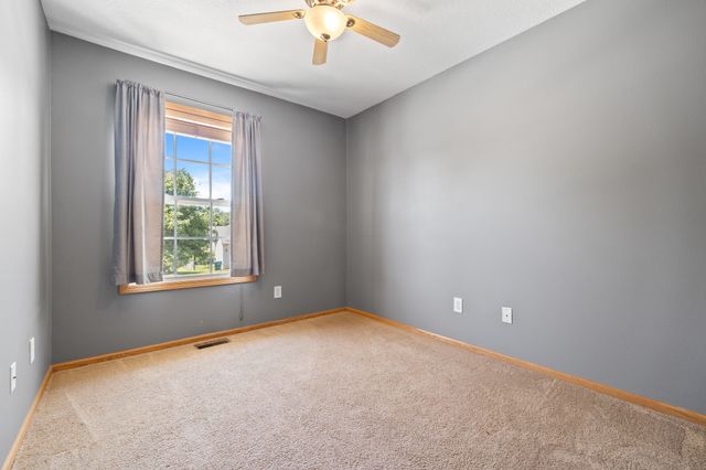 3113 SW Townpark Drive, Ankeny, IA 50023