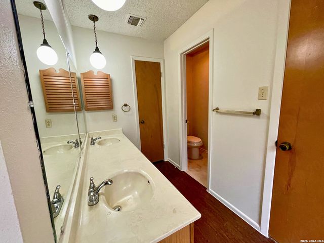 13855 BROOK HOLLOW, San Antonio, TX 78232