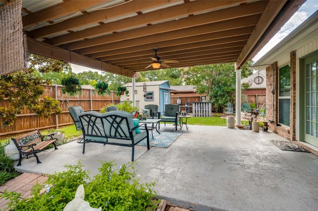 406 Spanish Moss Court, Coppell, TX 75019