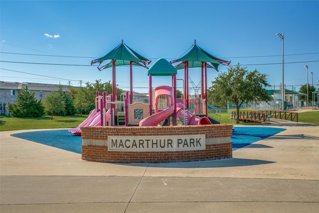 406 Spanish Moss Court, Coppell, TX 75019