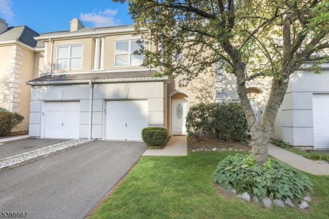 8409 Brittany Dr, Wayne Twp., NJ 07470