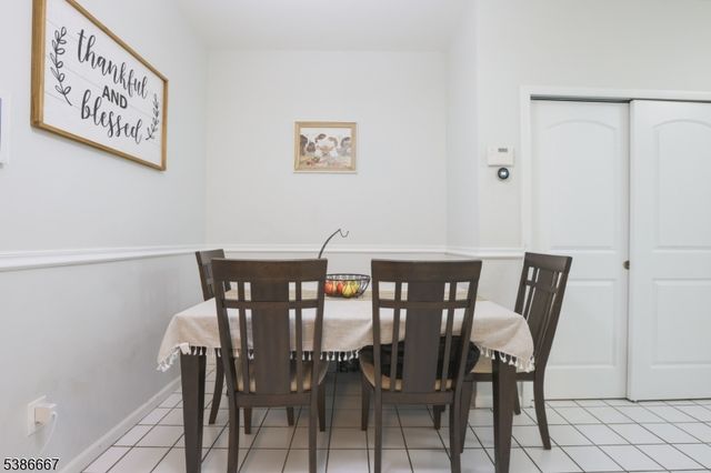8409 Brittany Dr, Wayne Twp., NJ 07470