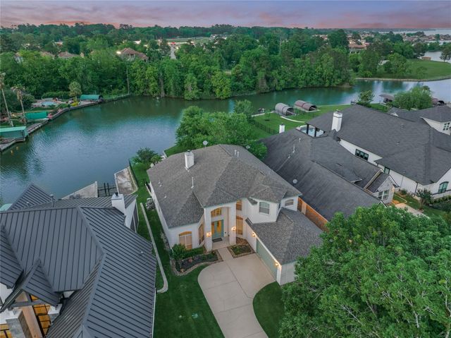 237 Blue Heron Drive, Montgomery, TX 77316