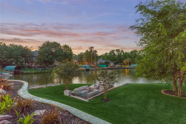 237 Blue Heron Drive, Montgomery, TX 77316